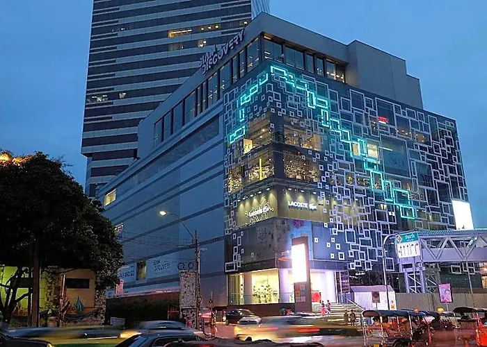 曼谷马来西亚酒店【sha Extra Plus】 酒店 3*